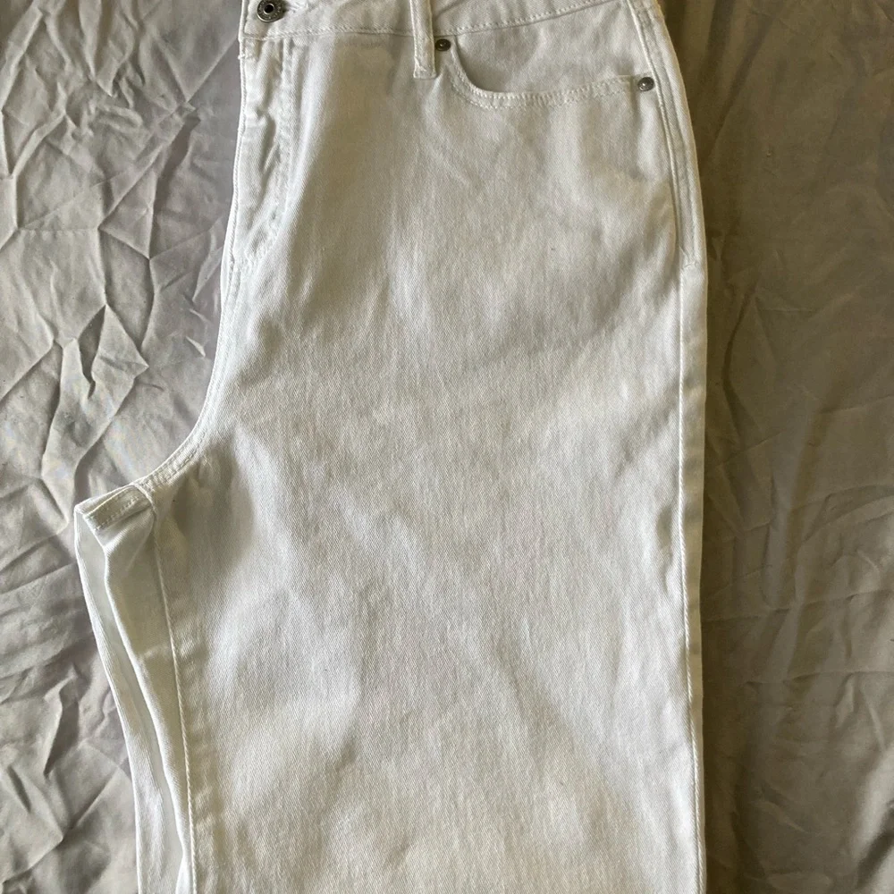 Women's White Jeans - Picture 1 of 4